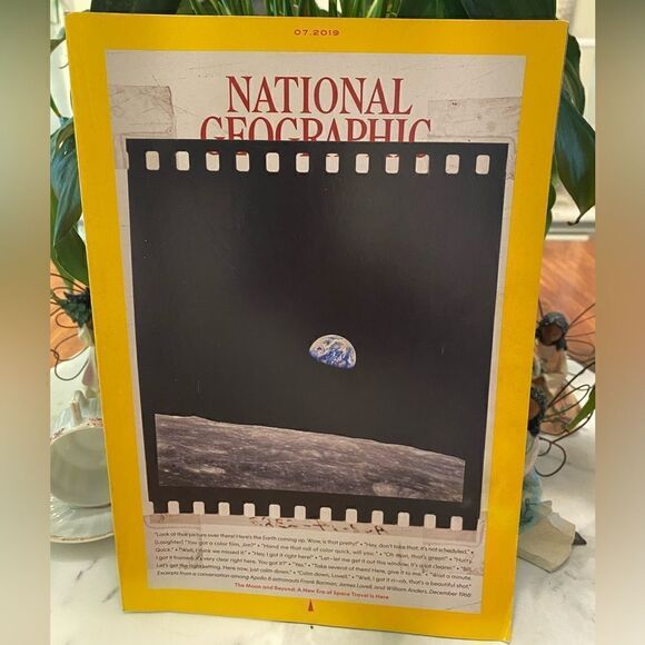 National Geographic Magazine 1/19 - Picture 1 of 1